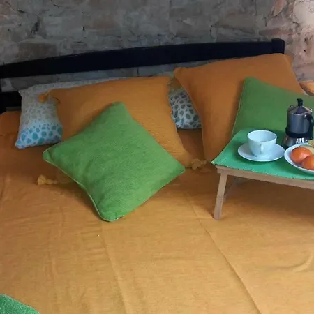 Lukadora Apartman Póla